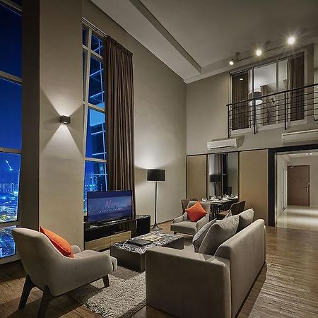Maritime Luxury Suites Джордж Таун Екстериор снимка