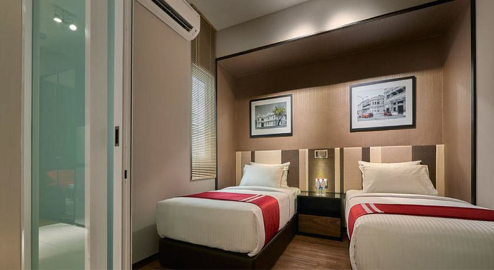 Maritime Luxury Suites Джордж Таун Екстериор снимка